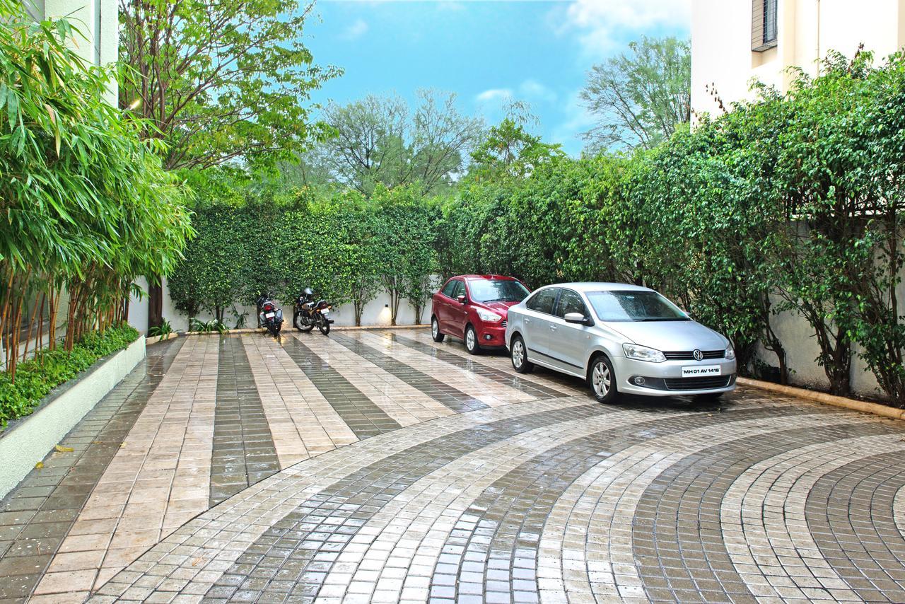 Hotel Mint Montvert, Baner Pune Exterior foto